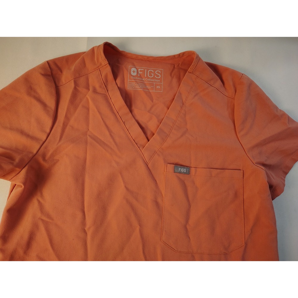 FIGS Casma V-Neck Scrub Top Clay Orange XS FW1000 Technical Collection